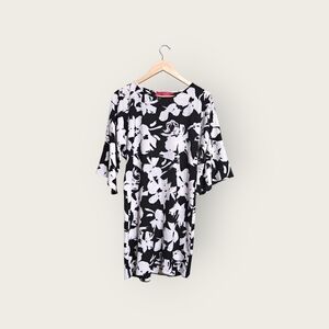 Boohoo Monochrome Floral Top